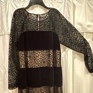 Black Velvet and lace evening dress, beige under slip Size 14
